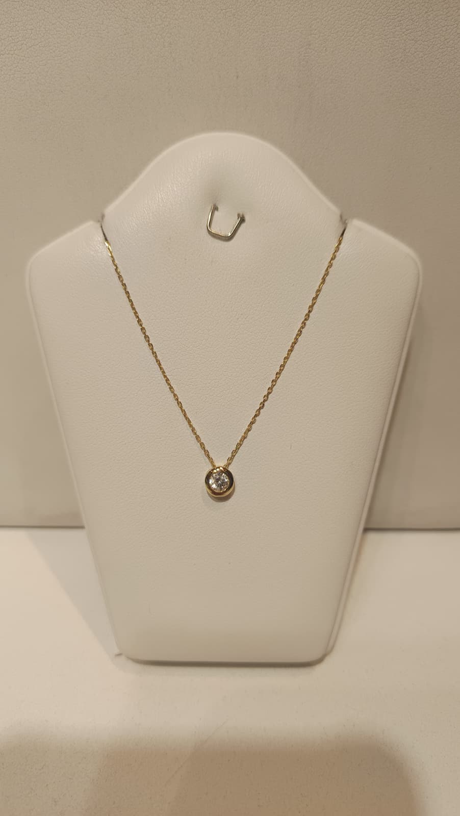 Punto de luz en oro 10k